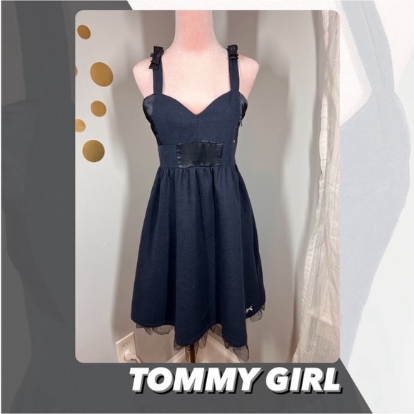 GUC Tommy Girl Sweetheart Neckline Dress - Picture 1 of 12